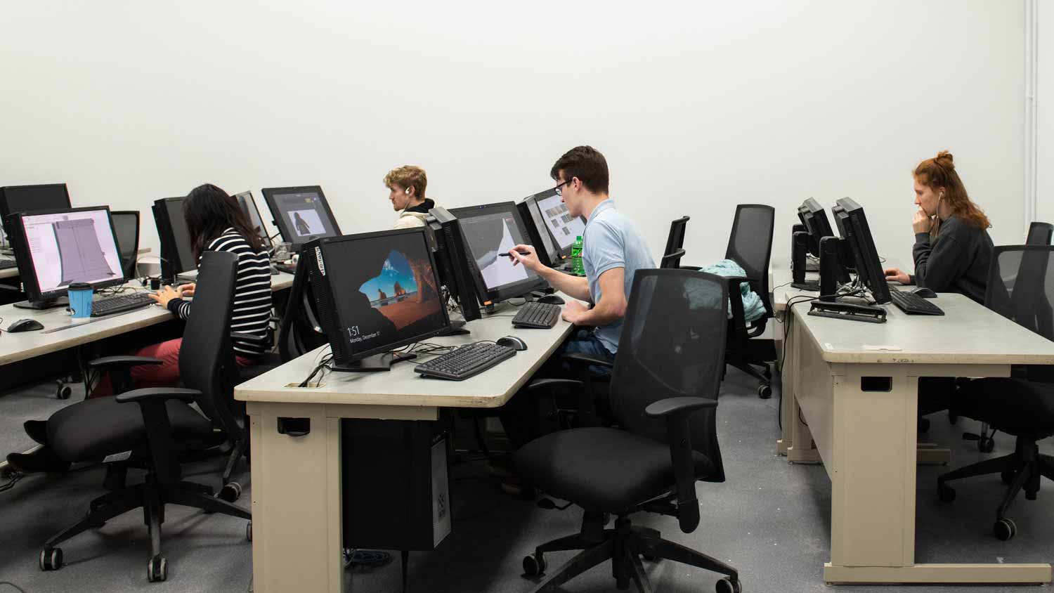 Students working in the computer lab