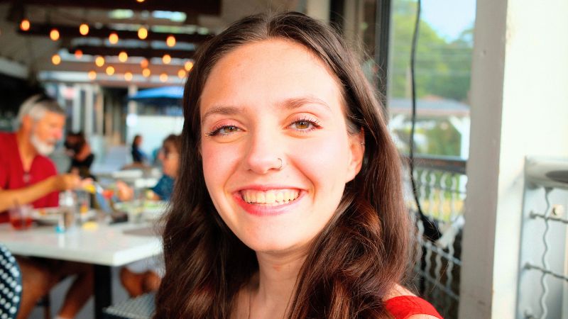 a photo of alice at a restaurant
