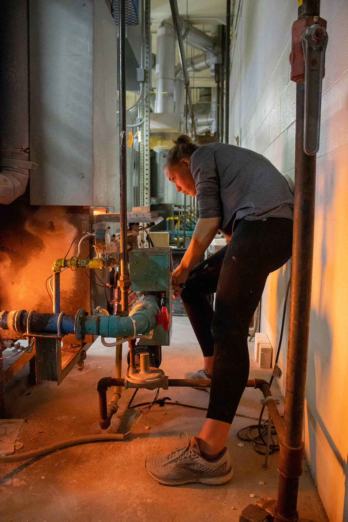 Marian Draper fires her ceramics work in a kiln.