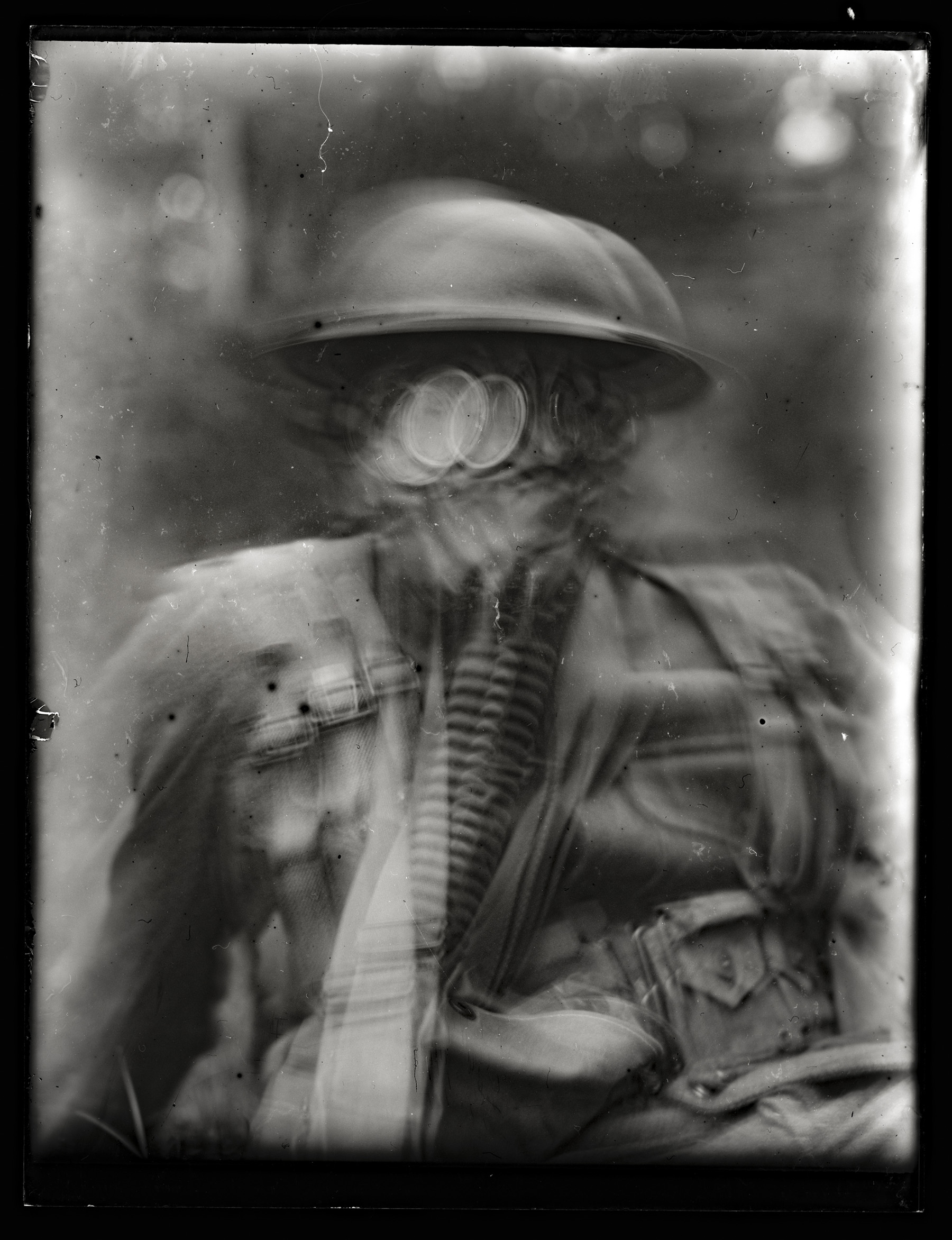 An intentionally blurry photo of a soldier.