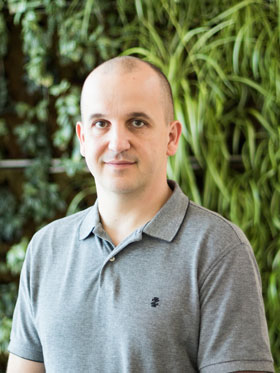 Nenad Nenadic, a research faculty member at RIT's Golisano Institute for Sustainability (GIS)