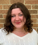 headshot of Ella Mahnke