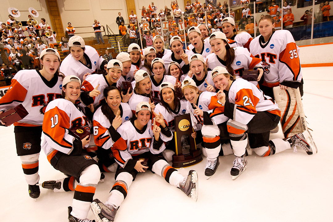 The 2012 Womens Hockey team is pictured.