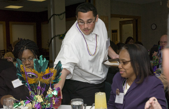 Person serving food 