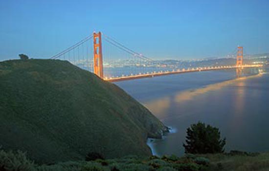Photograph of the Golden Gate Bridge