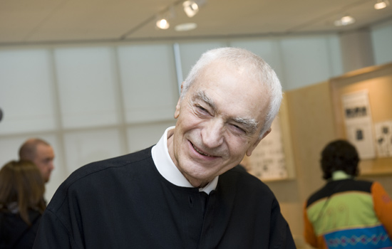 Massimo Vignelli in RIT's Vignelli Center for Design Studies during the official launch of the facility in 2010.