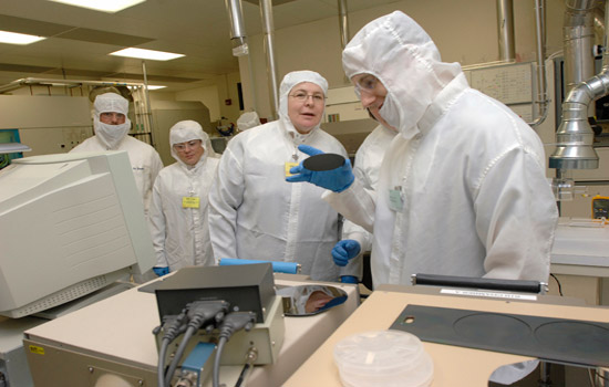 Picture of students in lab