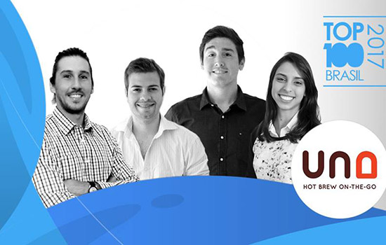 A professional, black and white photo of the UNA team with the UNA logo and the Top 100 2017 Brasil logo.