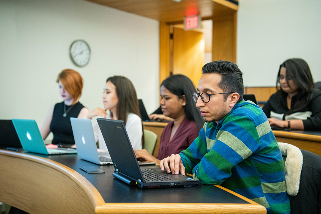 Students applying to Saunders College of Business for fall 2020.