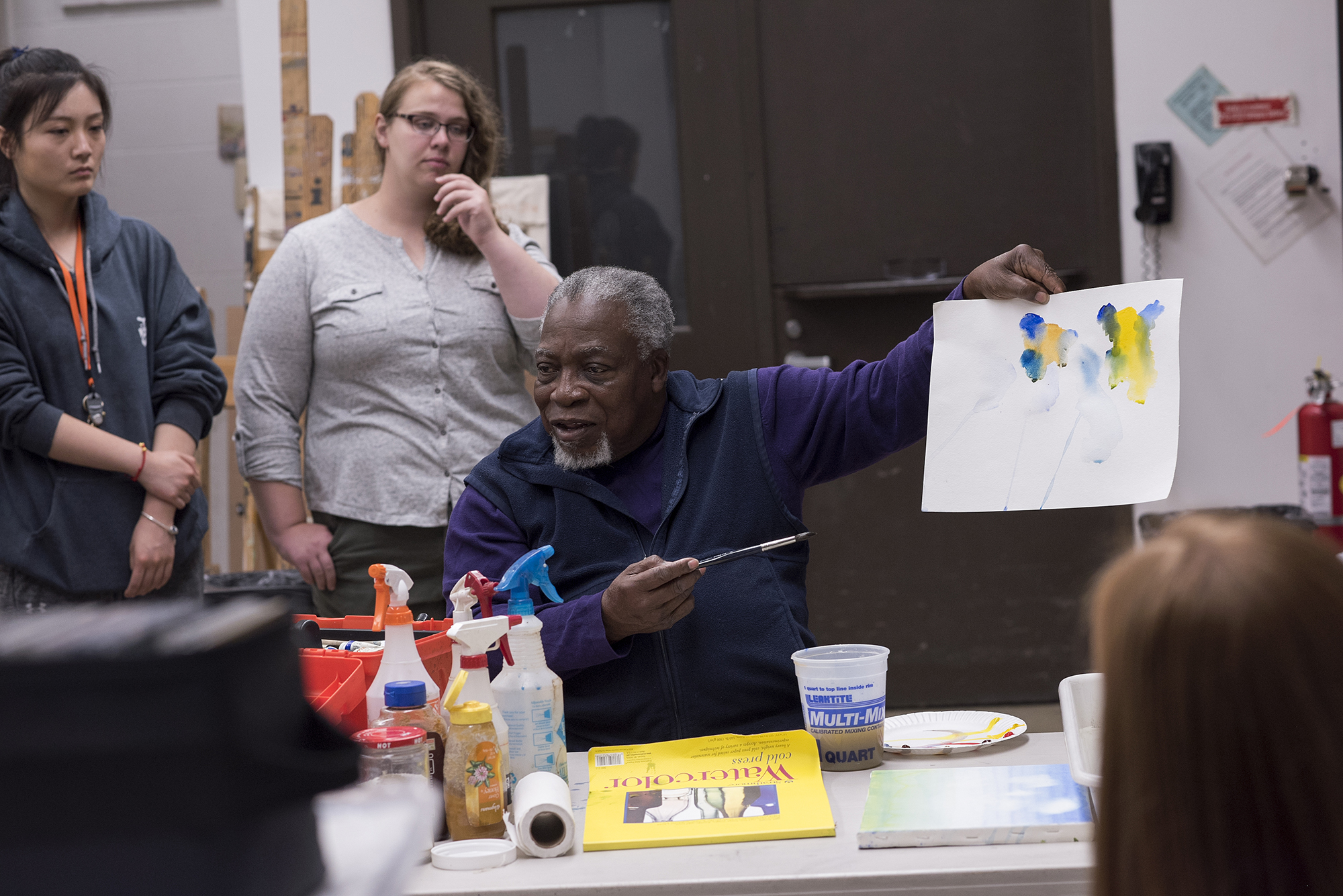 Professor Luvon Sheppard teaches his watercolor class in 2017.