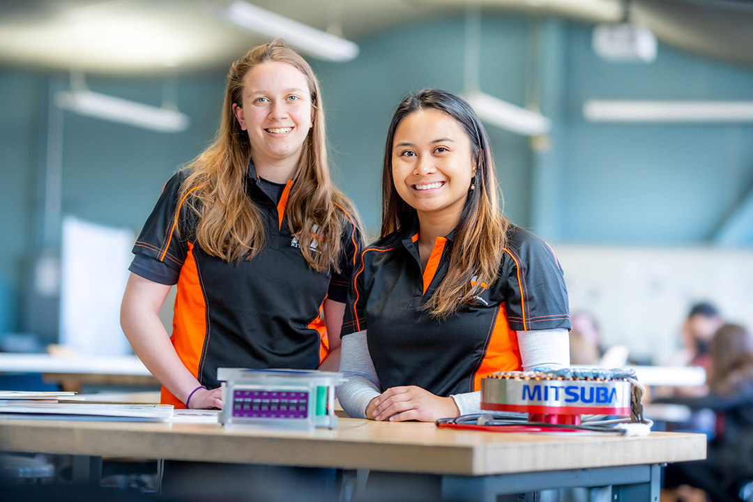 students Julia Visconte and Isabella Daquita.