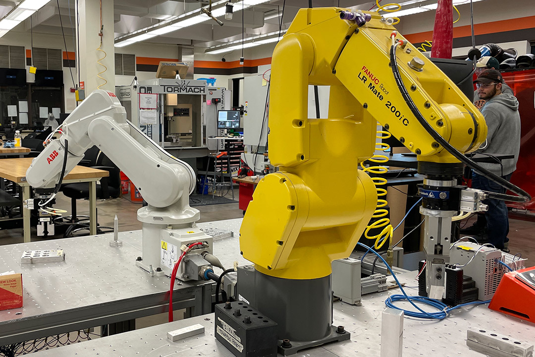 a robotic arm in a lab.