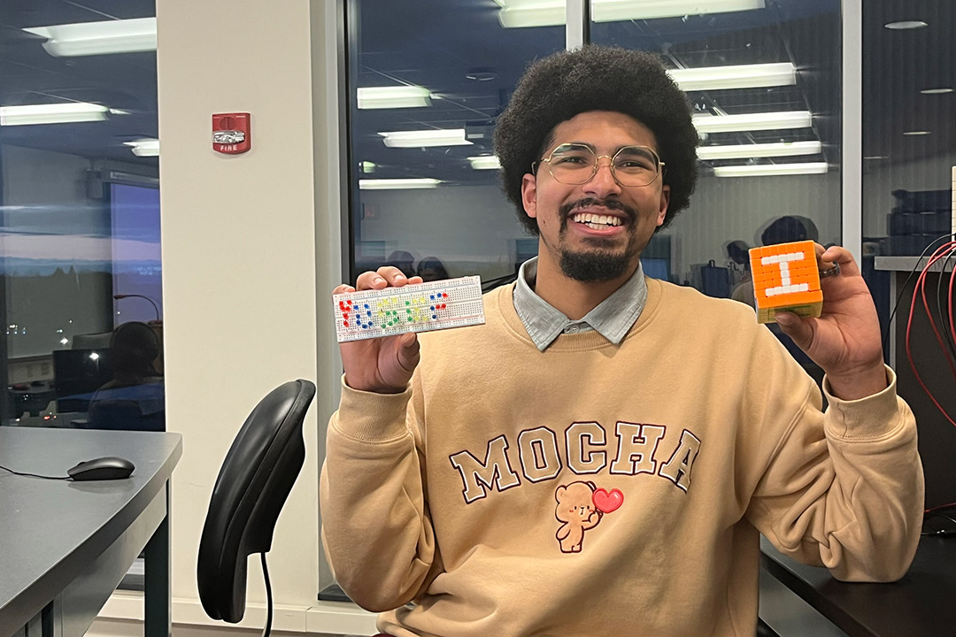 electrical engineering technology student at rit in college of engineering technology