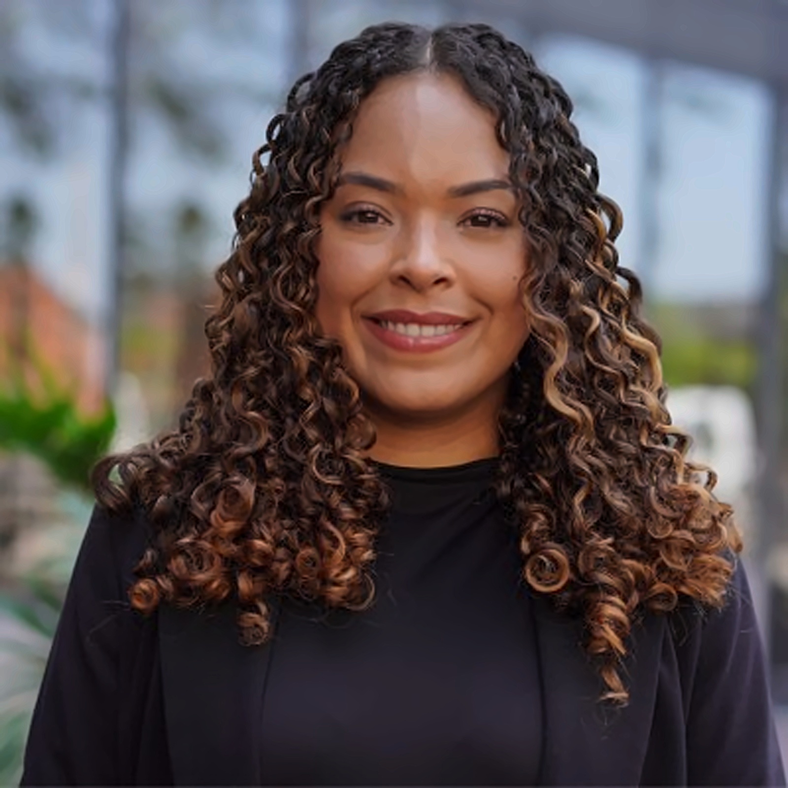 Gloria Diaz Headshot